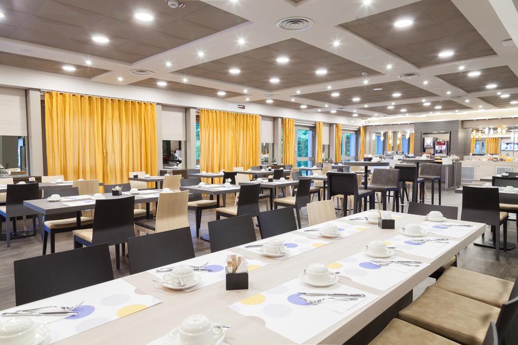 Hotel Novotel Due